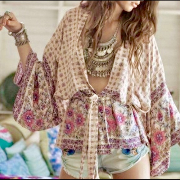 Spell Other - Like New✨ Spell & The Gypsy Desert Rose Kimono